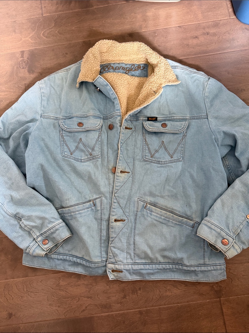 Wrangler Light Blue Denim Jacket with Cream Sherpa Collar